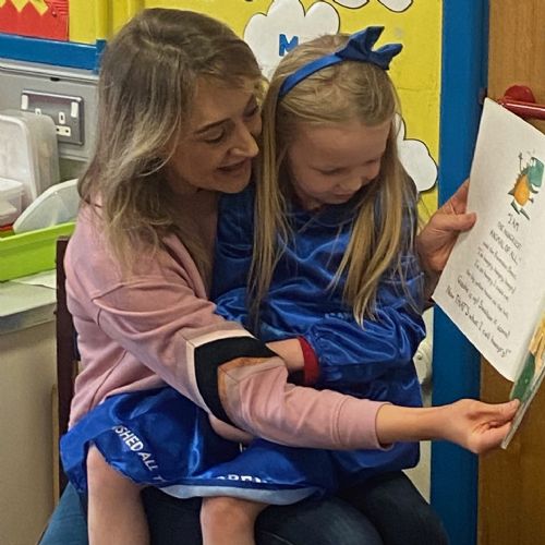 Poppy's Mum came to read!